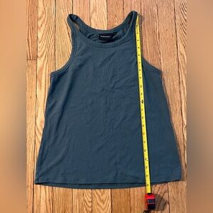 RicherPoorer ribbed green tank top size M excellent condition